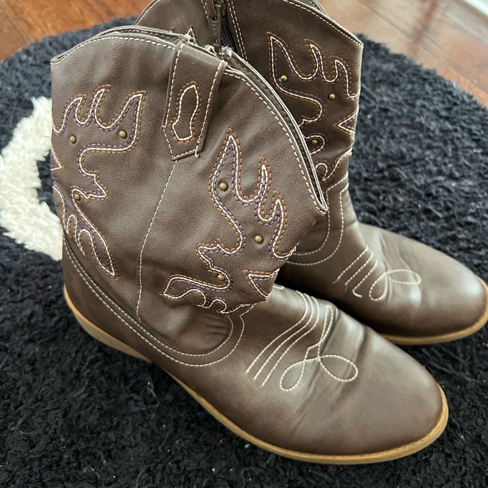 Vintage Cowgirl Boots